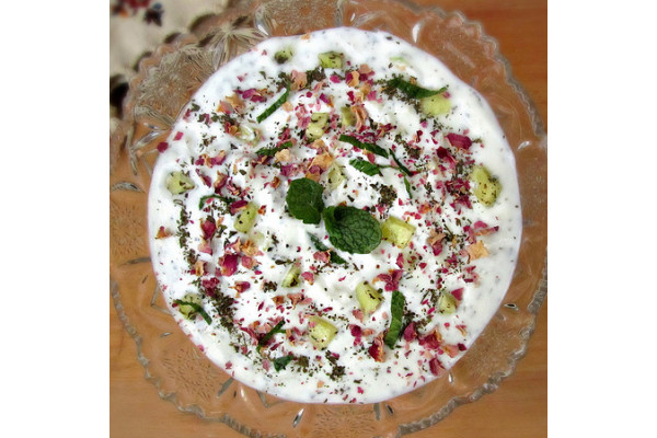 Yogurt and Cucumber Dip (Mast-o-Khiar) Recipe