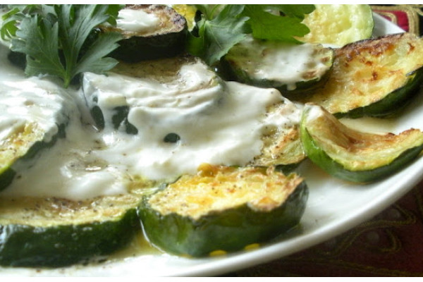 Yogurt and Zucchini (Mast-o-kadoo) Recipe