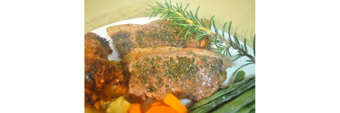 Simple Rosemary Lamb Chops